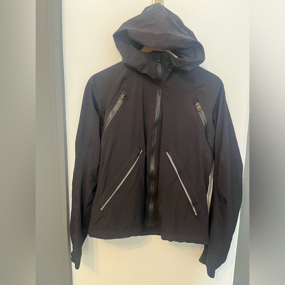 EUC!!! Lululemon Run: Rise And Shine Jacket Black $148 - Picture 2 of 13